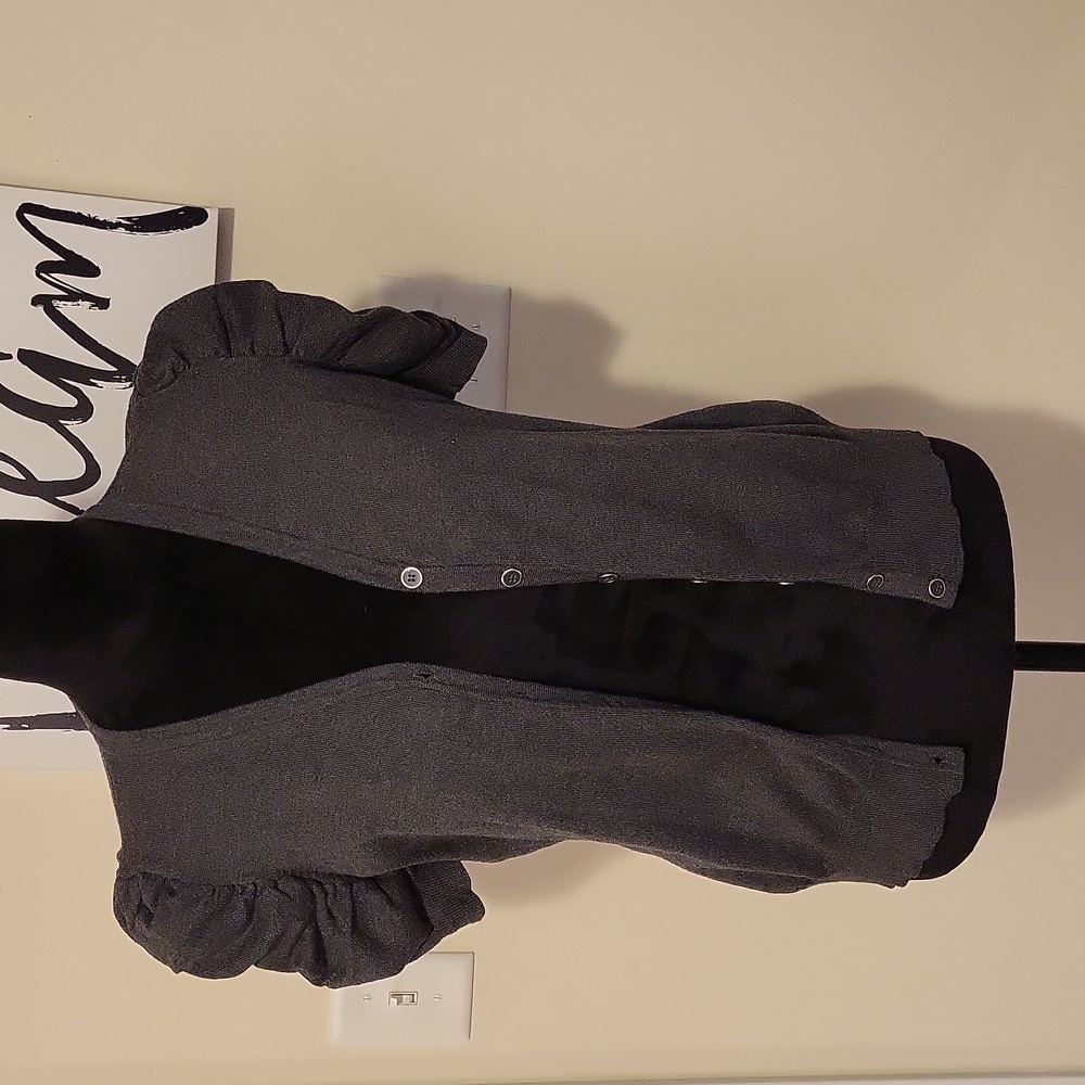Puff sleeve sweater